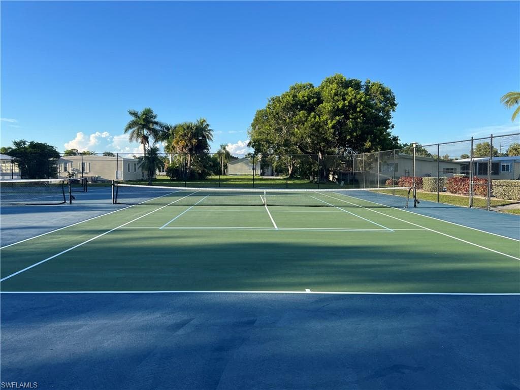 120 Grassy Key LN 38-22