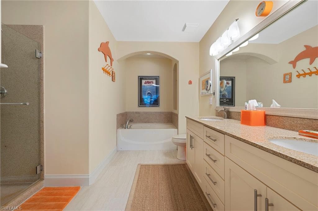 1299 Verde DR 1503-8