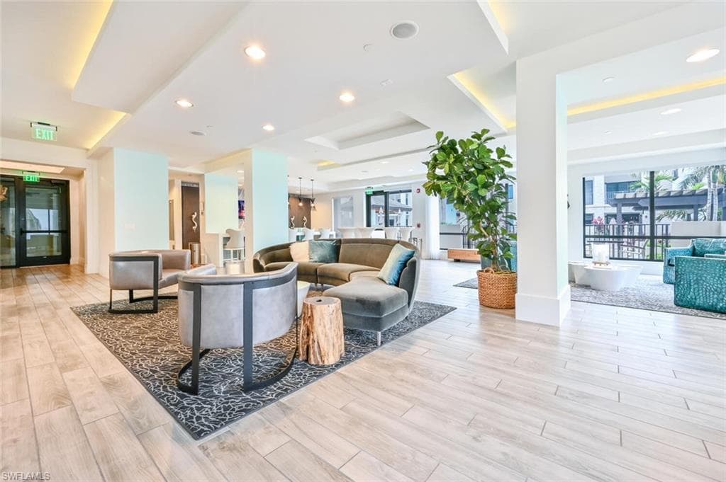 1030 3rd AVE S 105-47