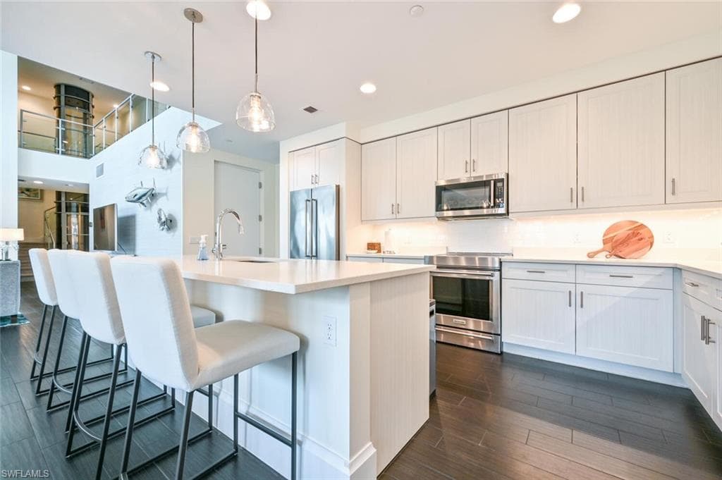 1030 3rd AVE S 105-14
