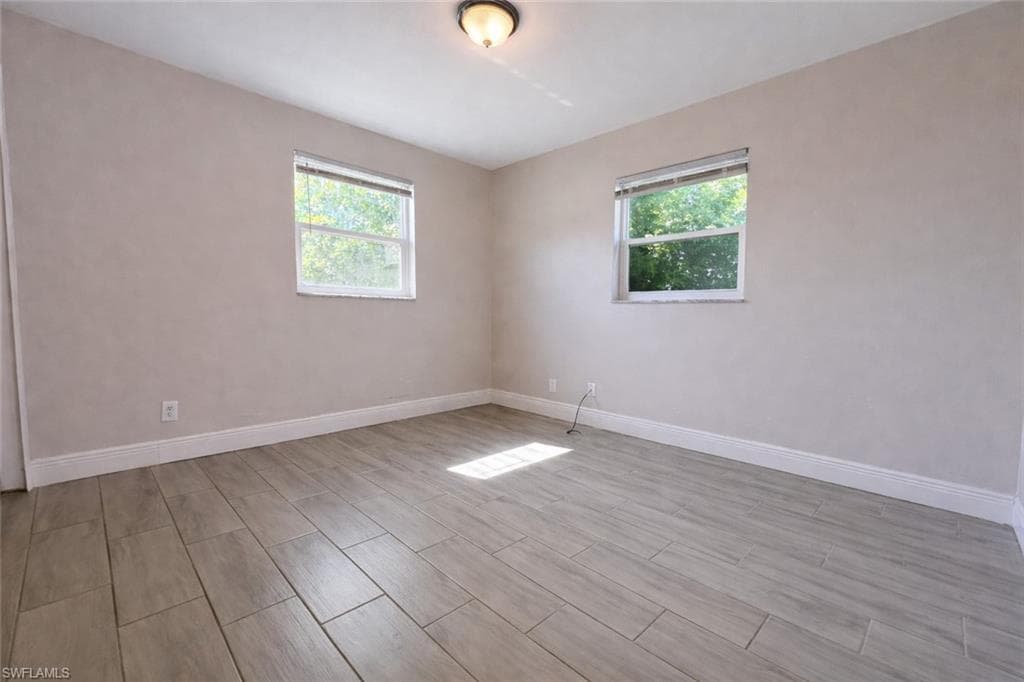 5451 11th AVE-5