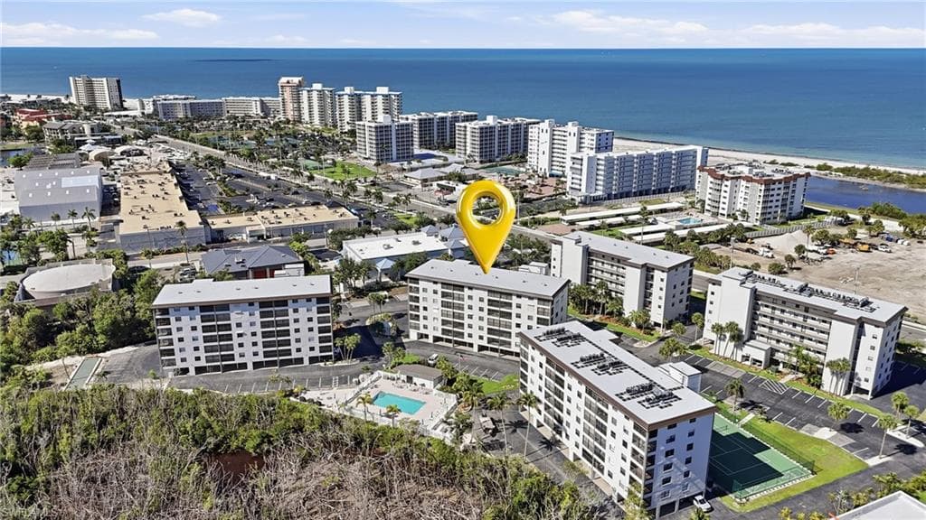 6893 Estero BLVD 423-36