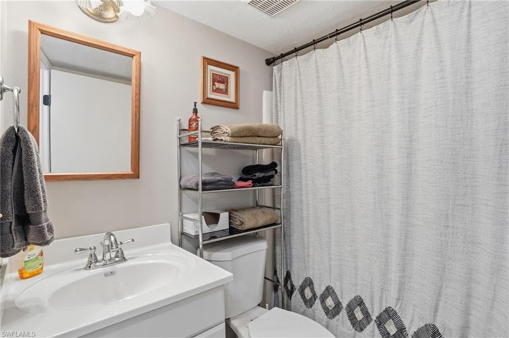 6893 Estero BLVD 423-19