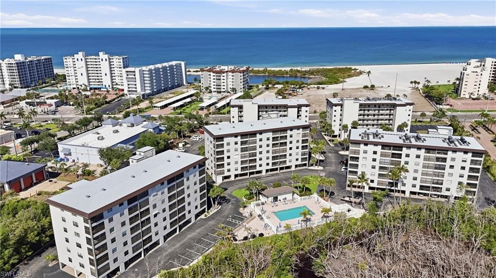 6893 Estero BLVD 423-35