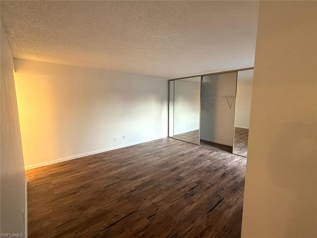 1406 Park Shore CIR 3-10