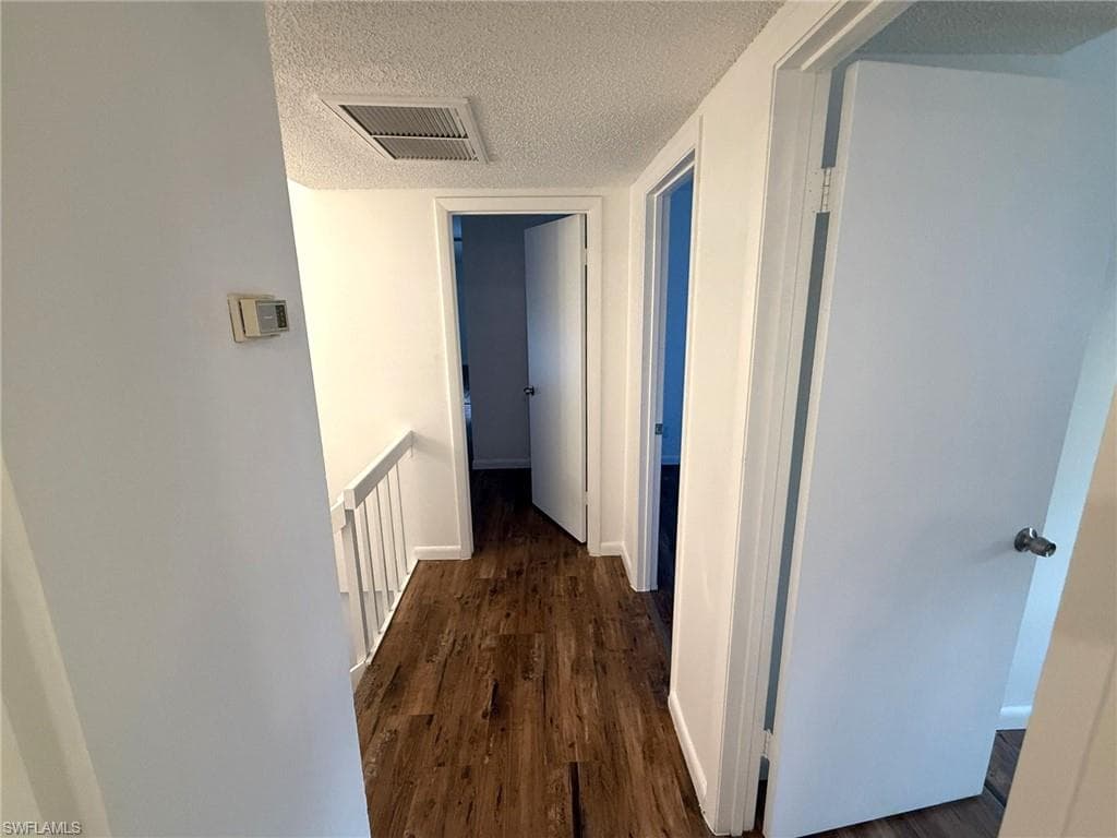 1406 Park Shore CIR 3-8