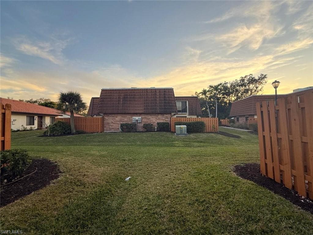 1406 Park Shore CIR 3-21