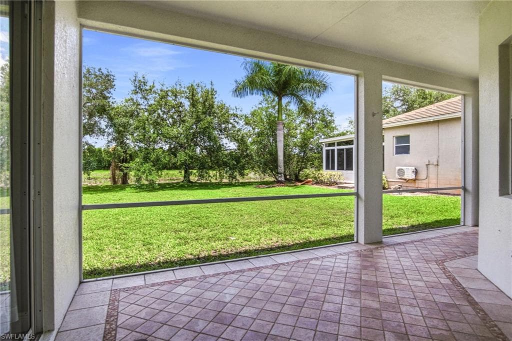 661 Grand Rapids BLVD-27