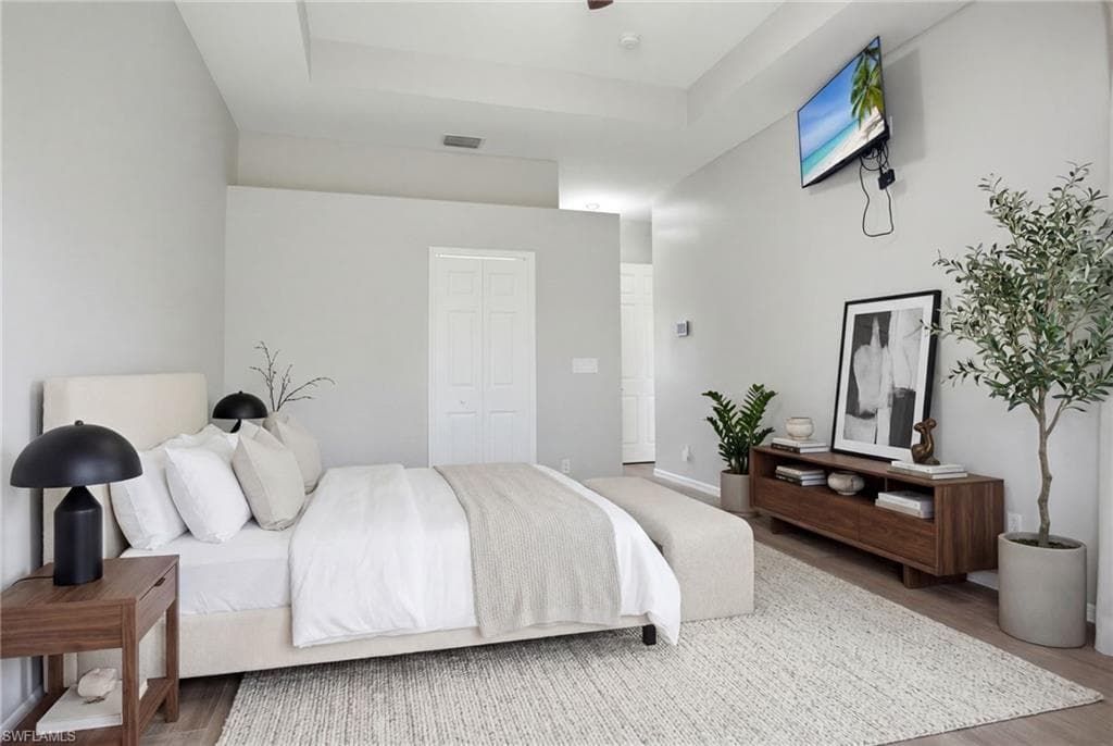 661 Grand Rapids BLVD-13