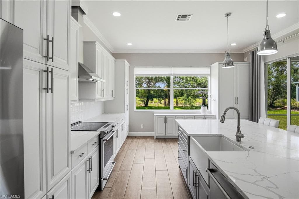 661 Grand Rapids BLVD-7