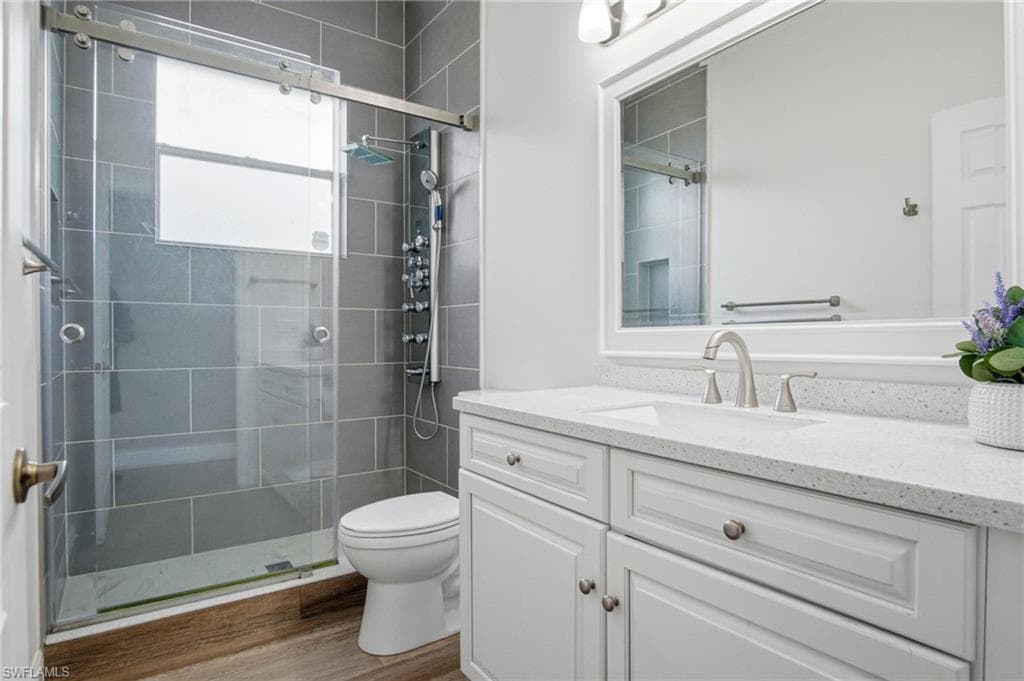 661 Grand Rapids BLVD-21
