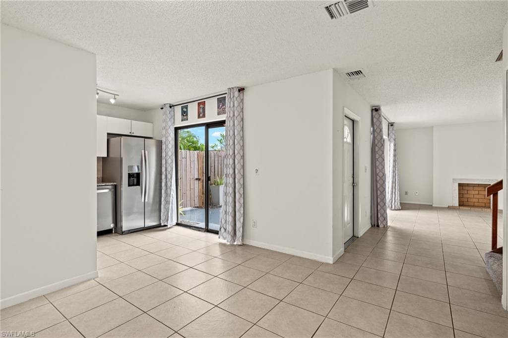 1520 Park Meadows DR 1-9