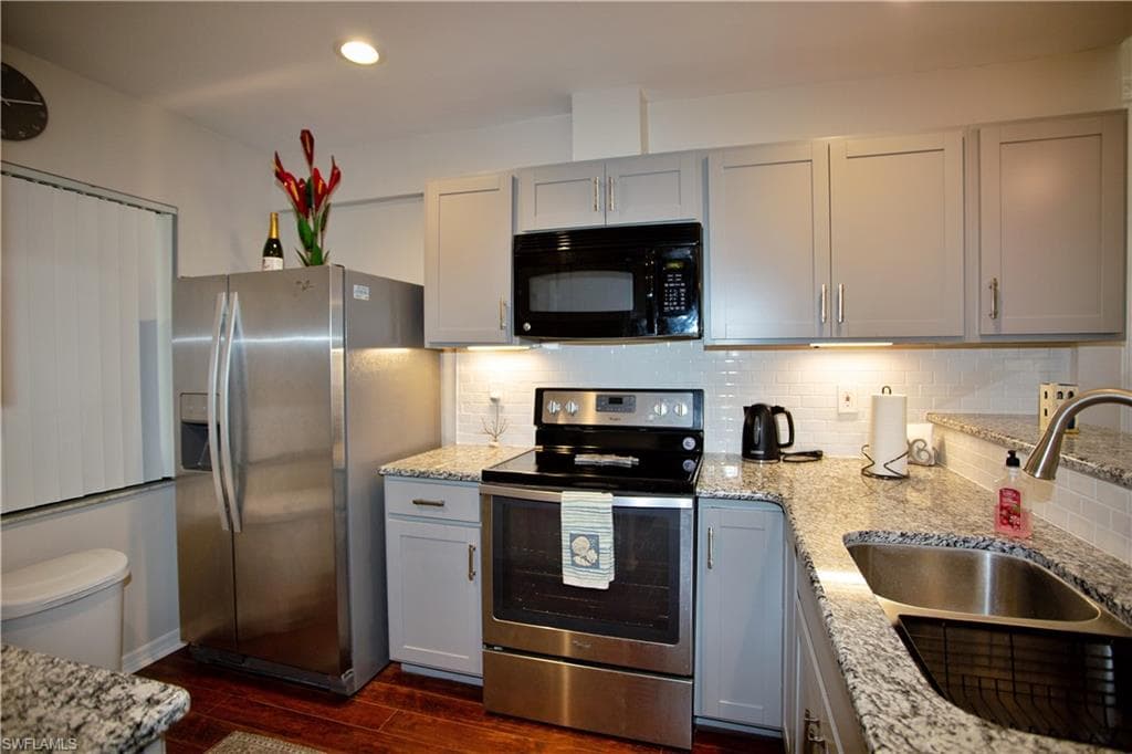 9871 Citadel LN 208-10