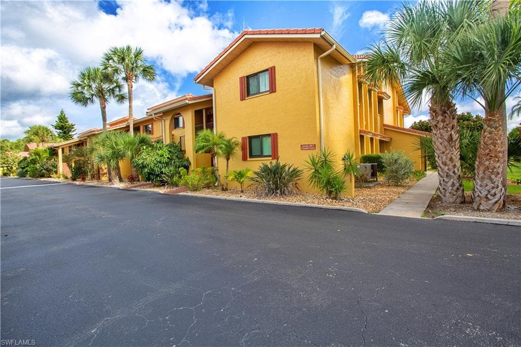 9871 Citadel LN 208-4