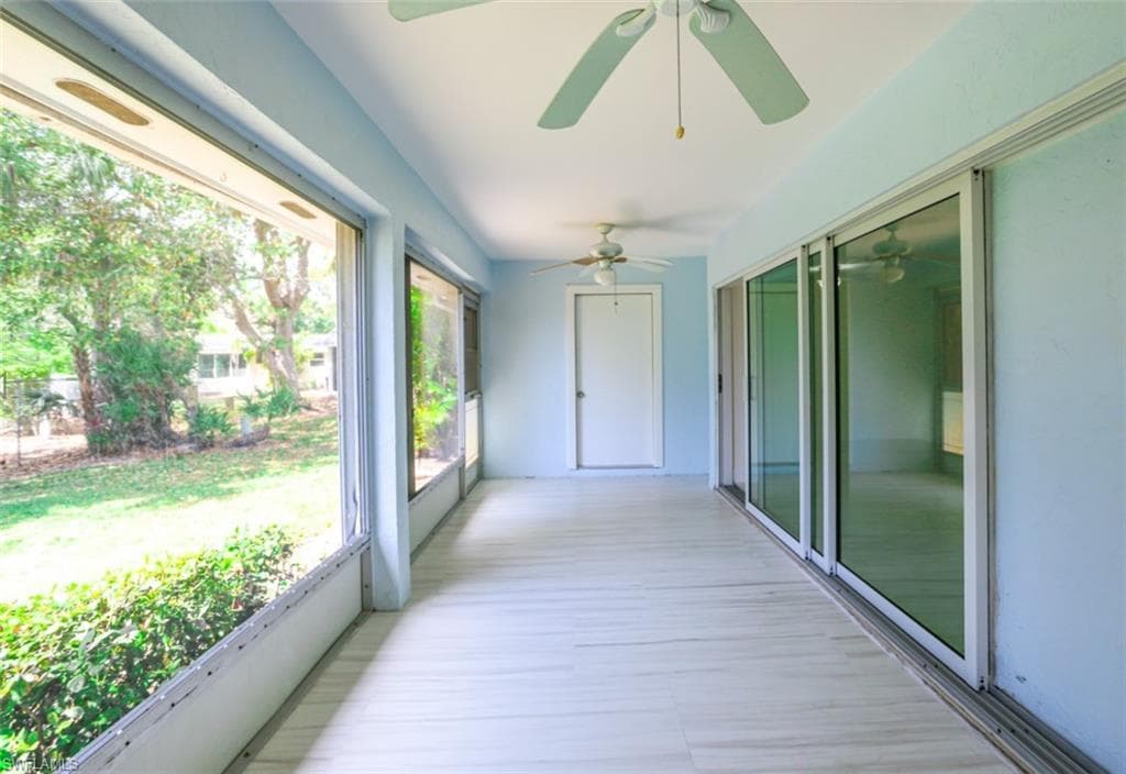 225 Georgetown BLVD-16