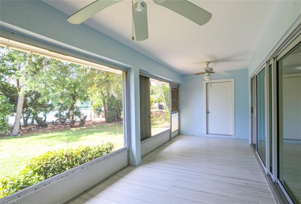225 Georgetown BLVD-15