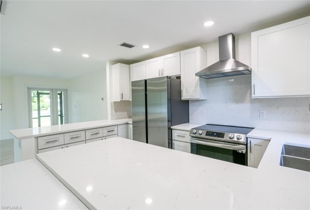 225 Georgetown BLVD-19