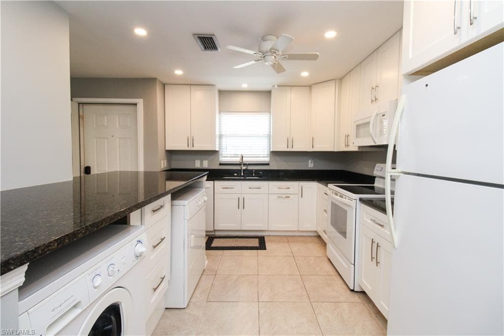 600 Valley Stream DR F9-16