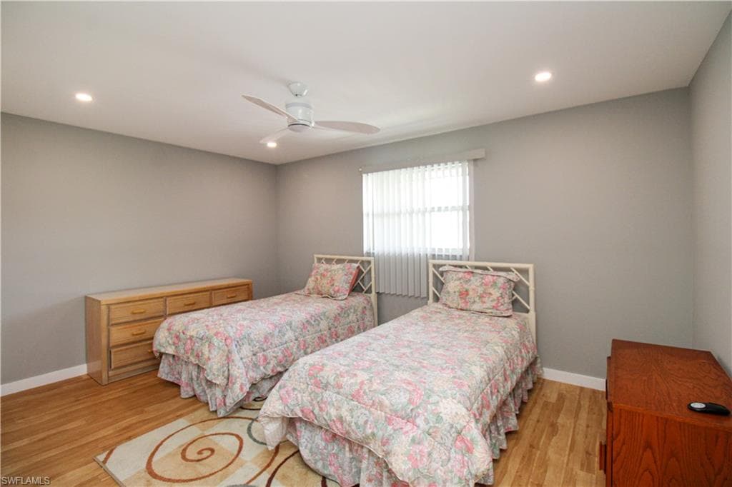 600 Valley Stream DR F9-38