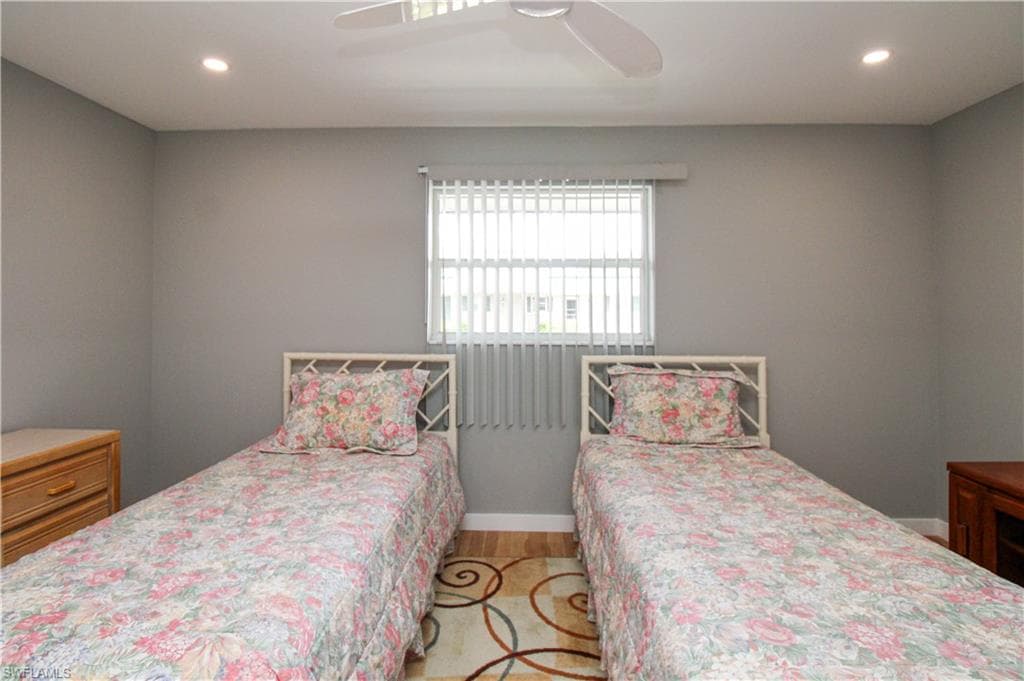 600 Valley Stream DR F9-37
