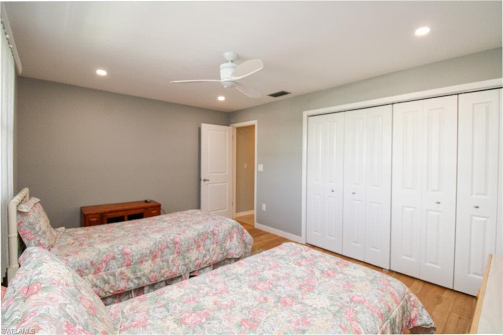 600 Valley Stream DR F9-39