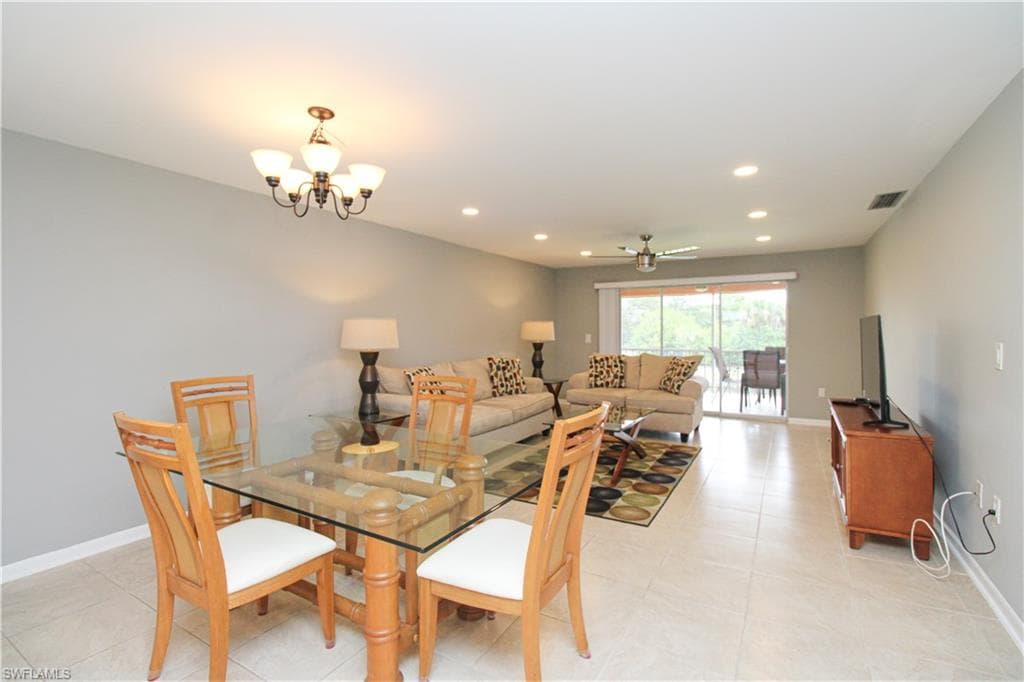 600 Valley Stream DR F9-21