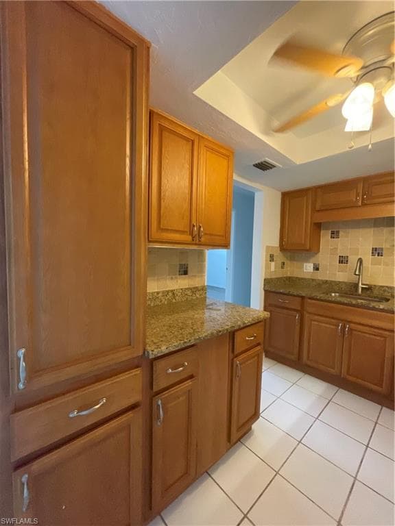 3704 Broadway 318-7