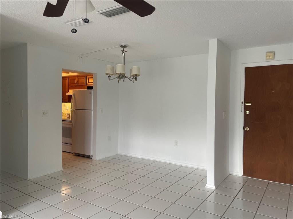 3704 Broadway 318-5