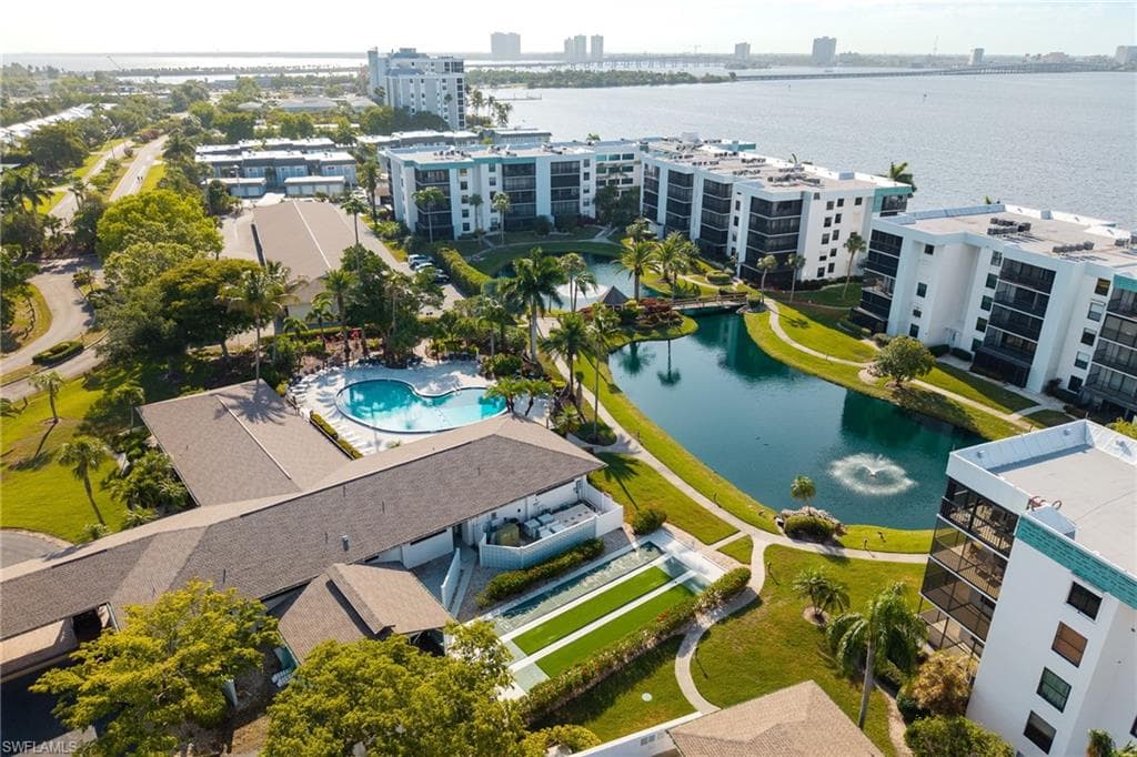 3490 N Key DR 209-27