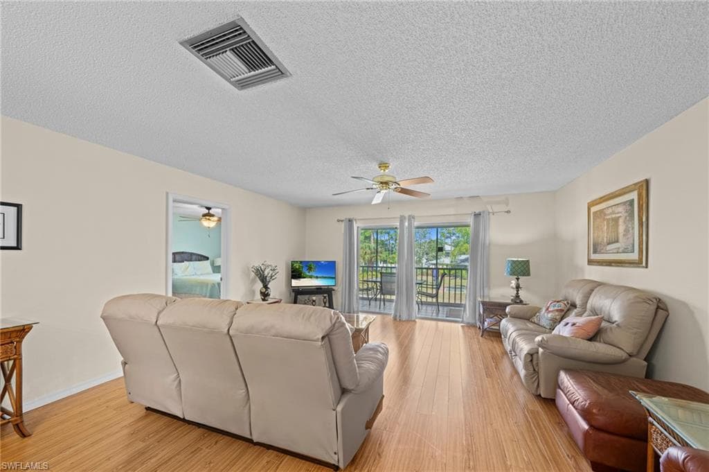 7068 Nantucket CIR 7-10