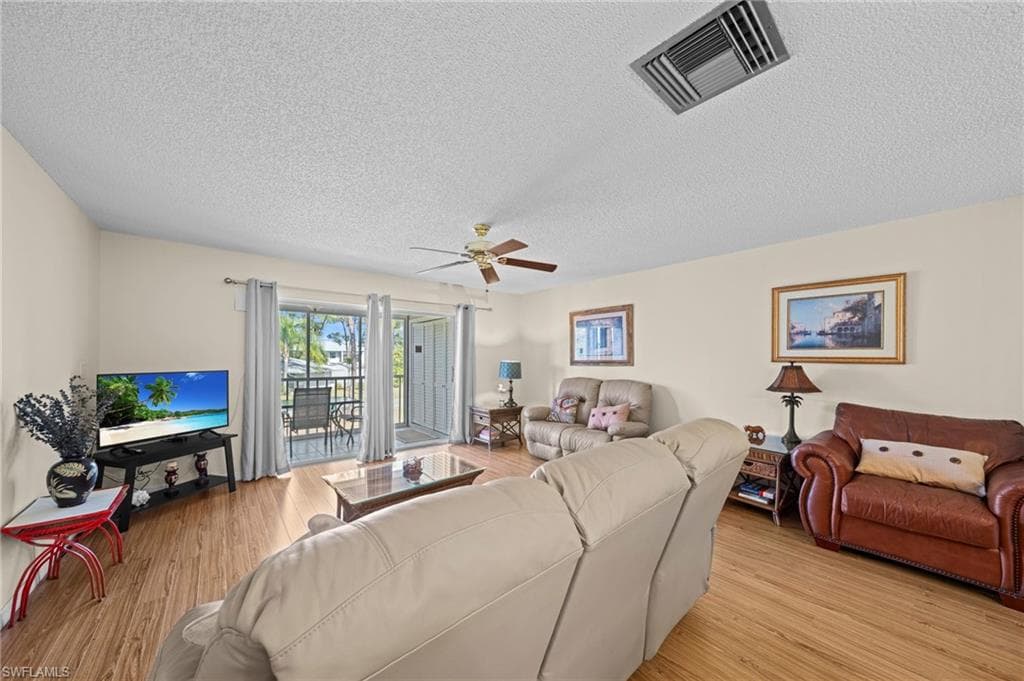 7068 Nantucket CIR 7-11
