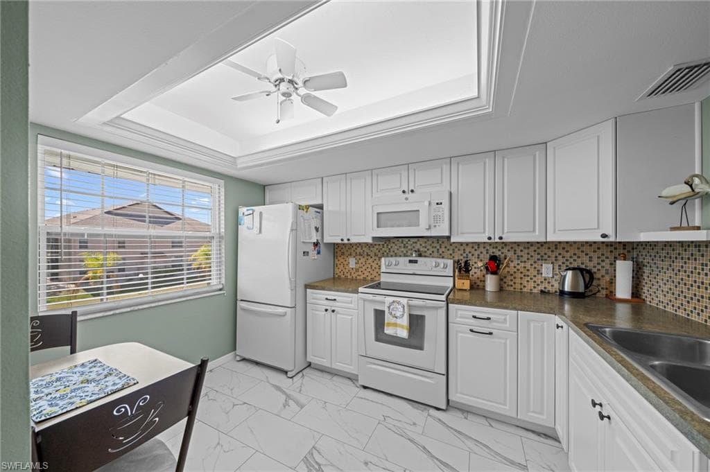 7068 Nantucket CIR 7-4