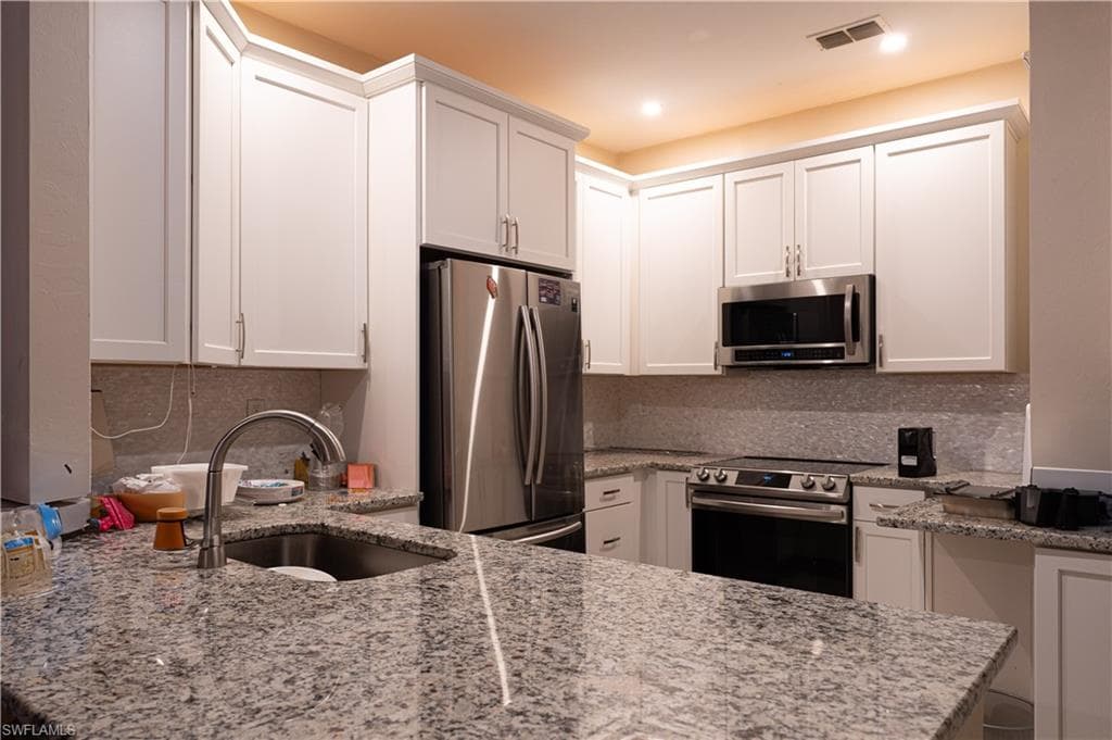 15449 Bellamar CIR 1225-12