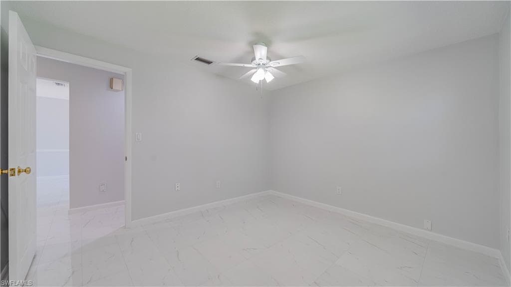 5657 Eichen CIR E-35