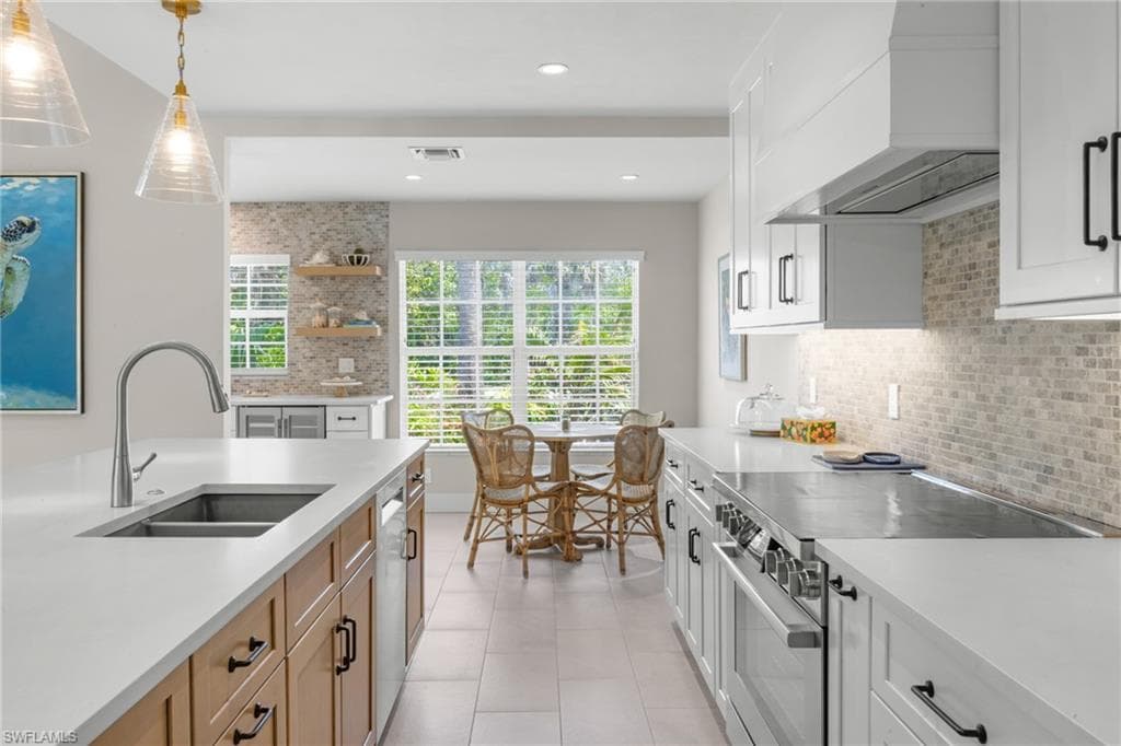 283 Palm Lake DR-42