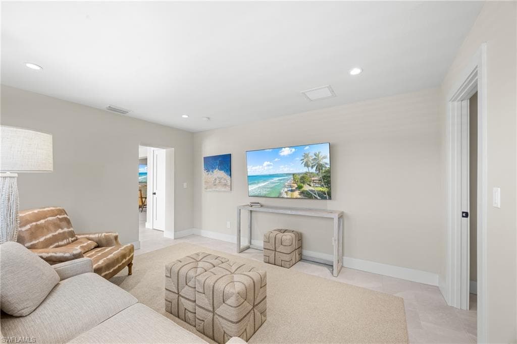 283 Palm Lake DR-16