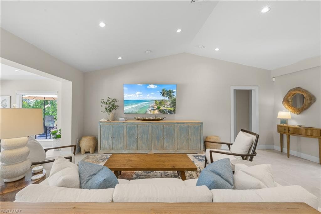 283 Palm Lake DR-30