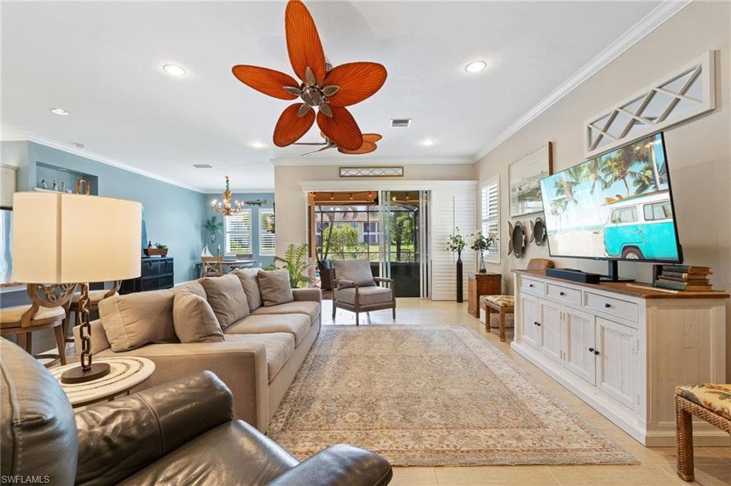 10600 Carena CIR-10