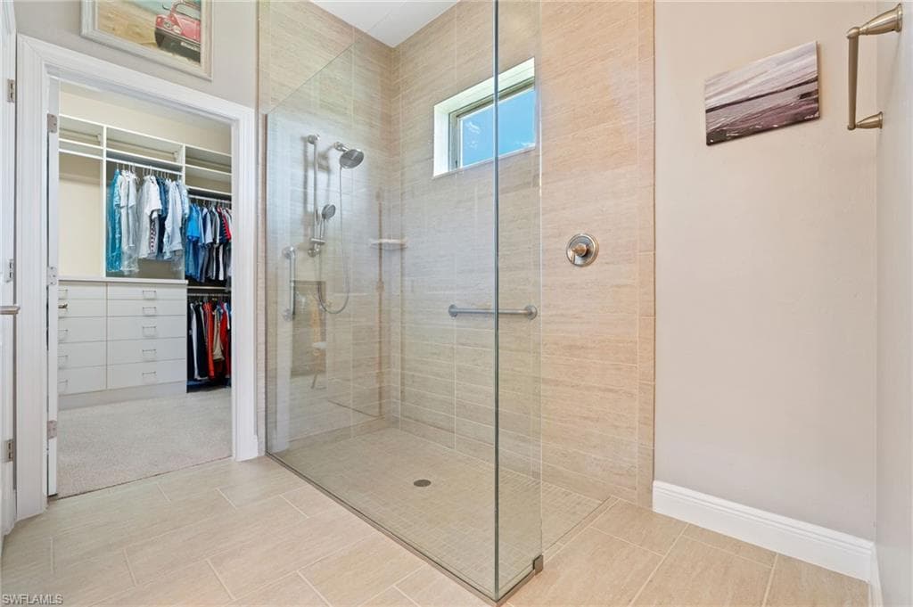 10600 Carena CIR-15