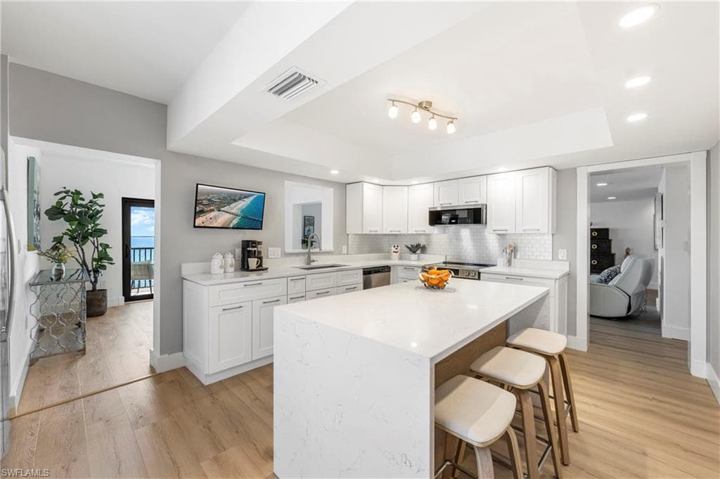 1920 Virginia AVE 601-10