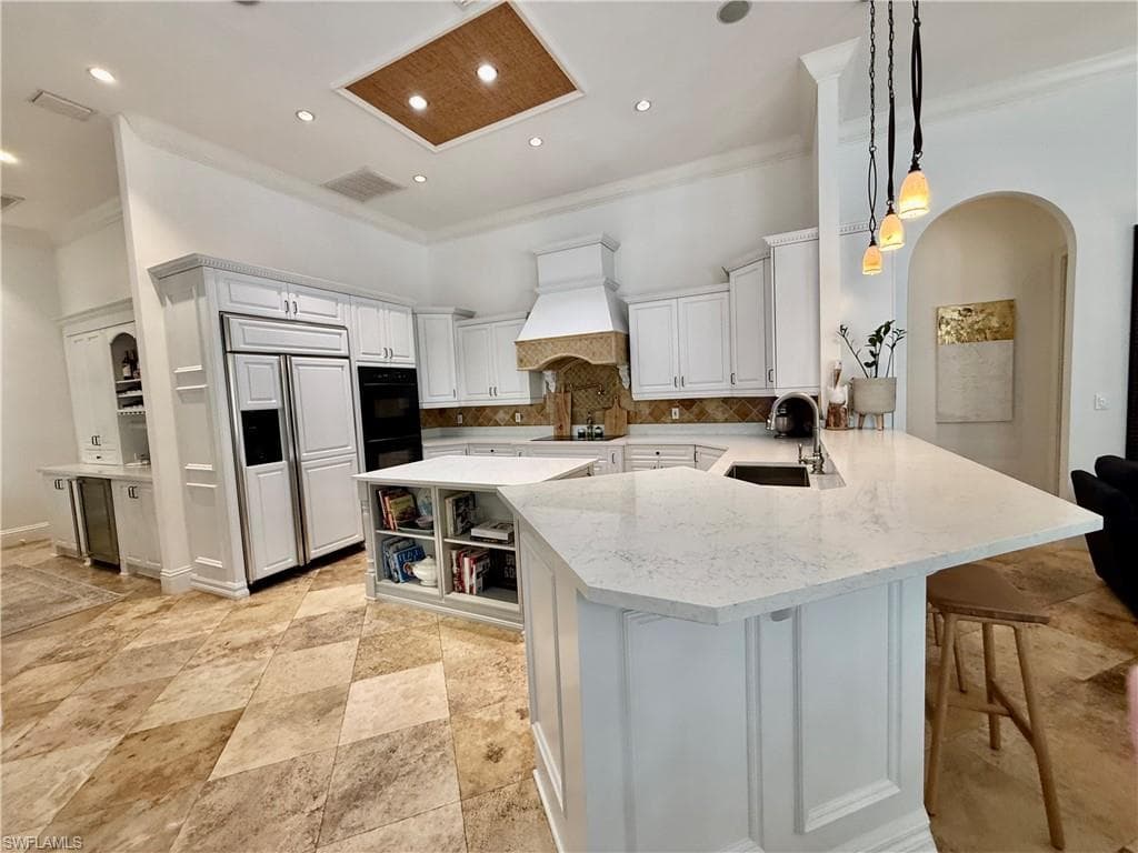 2056 Mission DR-6