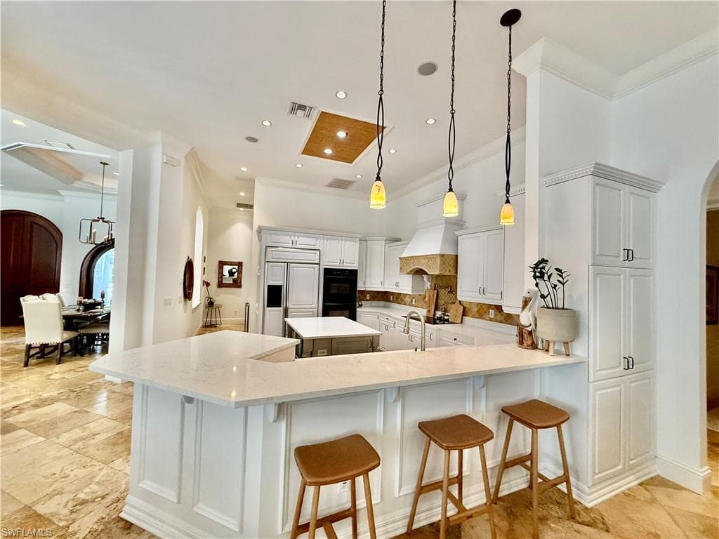 2056 Mission DR-7