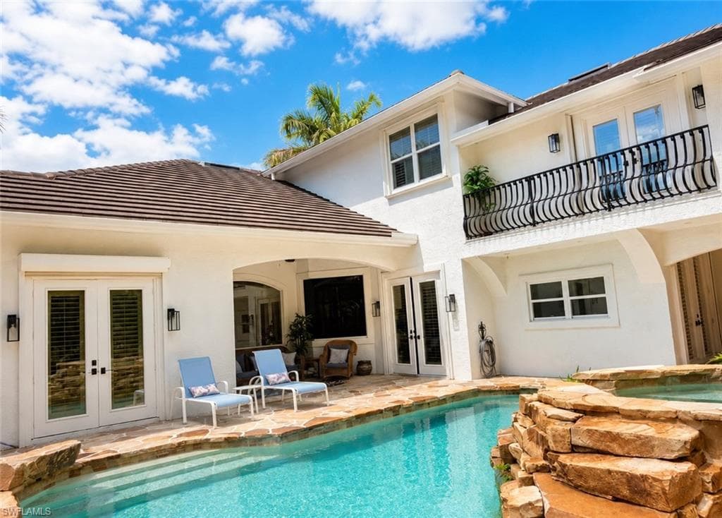 2056 Mission DR-38