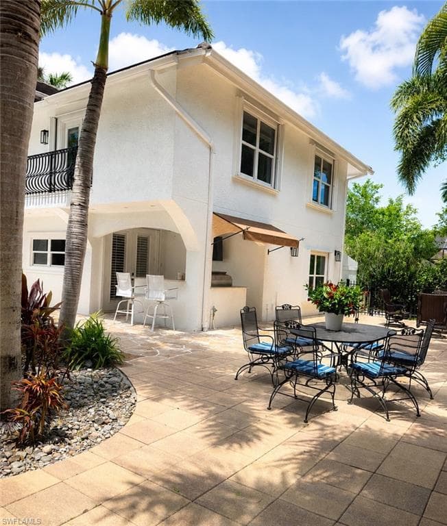 2056 Mission DR-37
