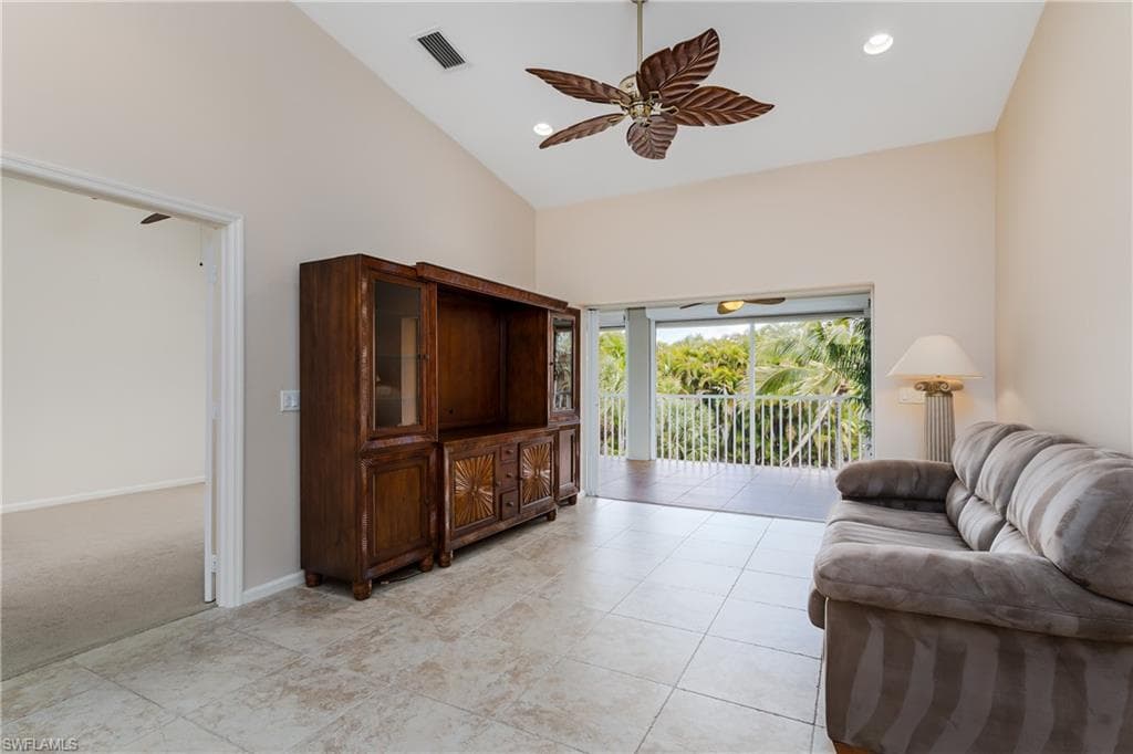 6840 Beach Resort DR 4-17