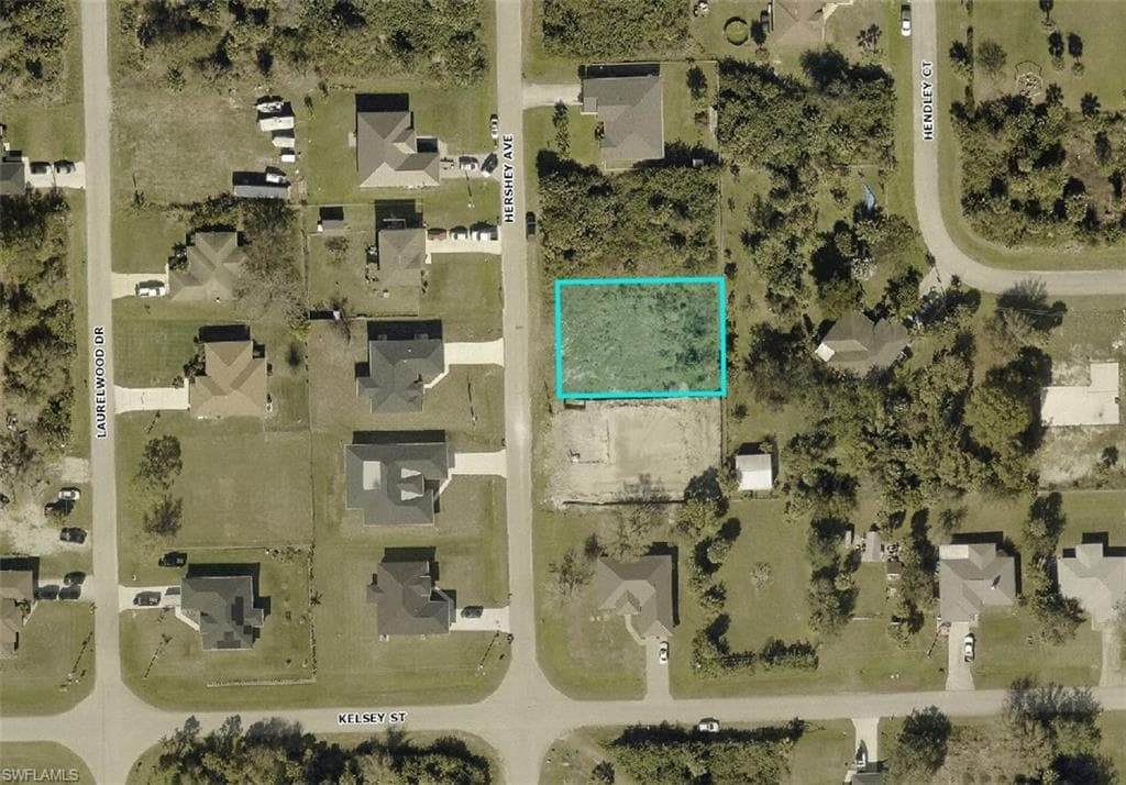 6138 Hershey AVE-1