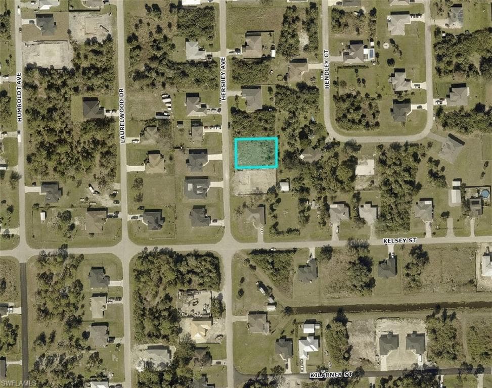 6138 Hershey AVE-5