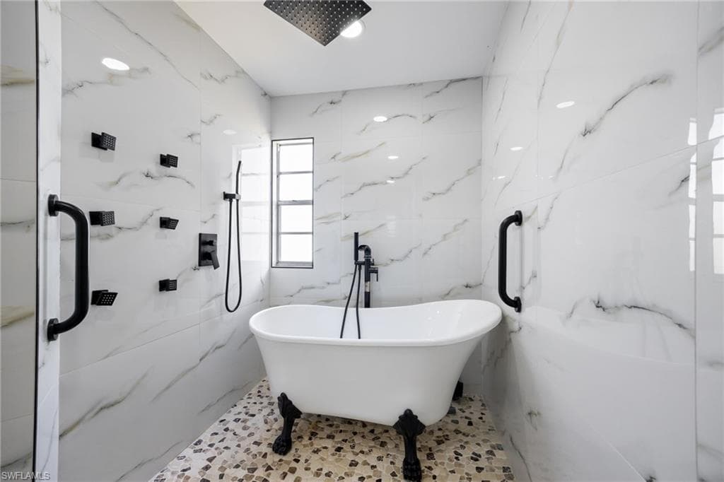 14704 Patrick Henry RD-24