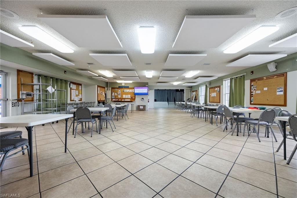 14704 Patrick Henry RD-40