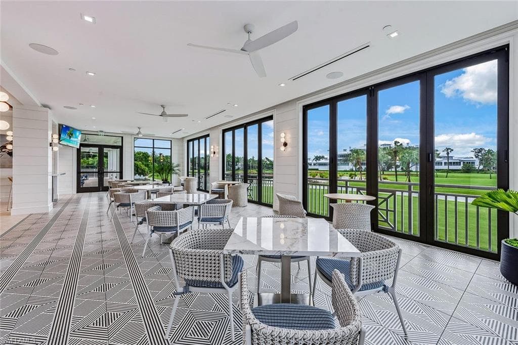 707 Waterside DR-29